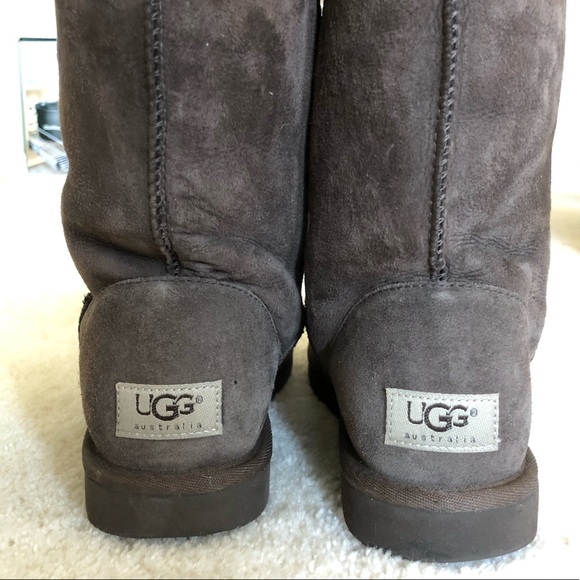 Ugg Short Dark Brown Boots - Picture 3 of 7
